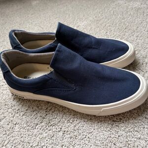SeaVees Mens Baja Slip On Classic navy blue Canvas Sneaker Sz 9 EUC shoe